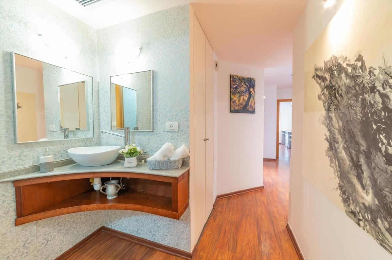 Art Apartment In Mamila - Art & View Jeruzsálem Kültér fotó