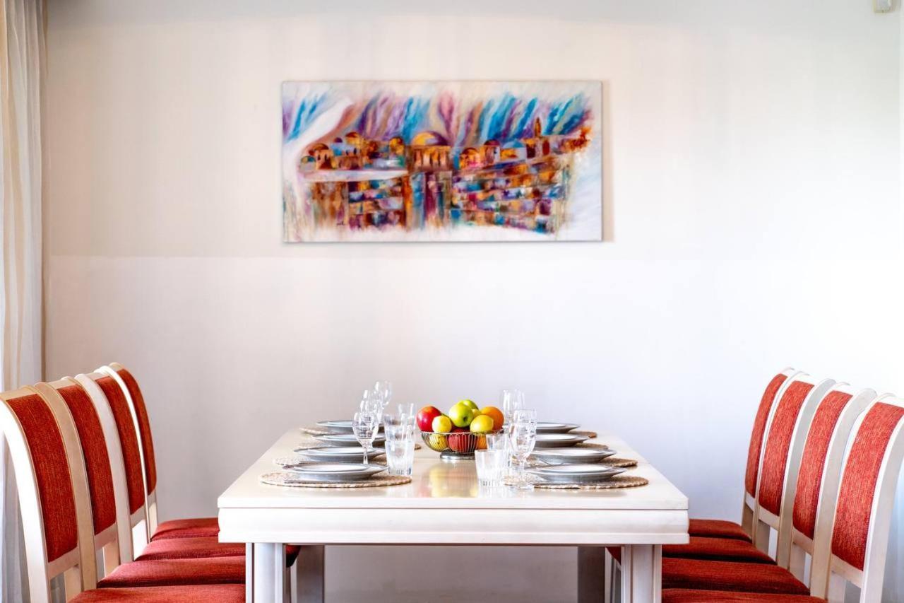 Art Apartment In Mamila - Art & View Jeruzsálem Kültér fotó