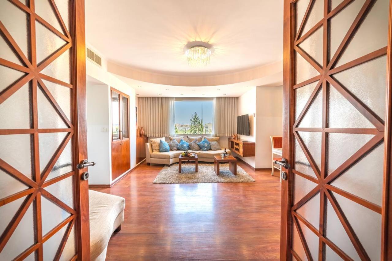 Art Apartment In Mamila - Art & View Jeruzsálem Kültér fotó